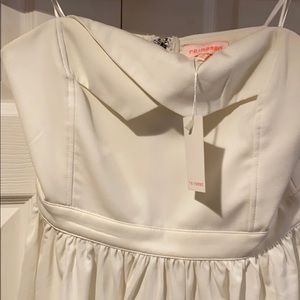 White strapless dress